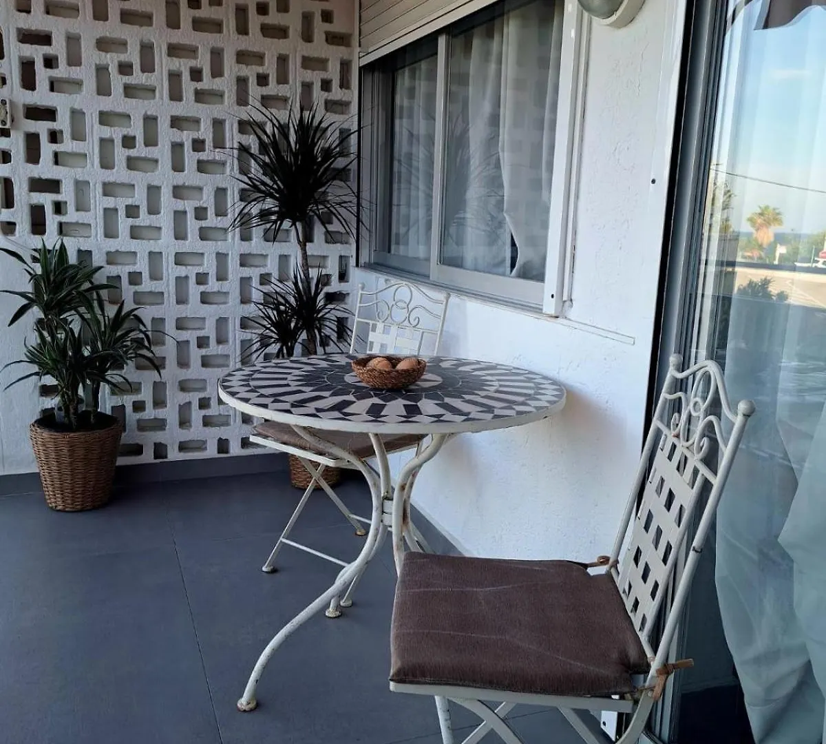 Apartment In Front Of Arrabassada Beach Tarragona