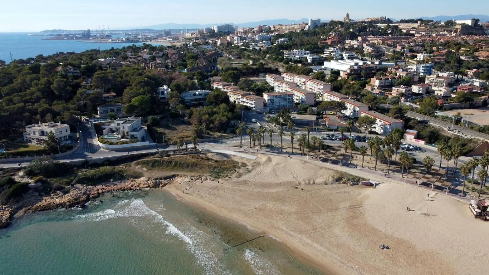 Apartment In Front Of Arrabassada Beach Tarragona Spain